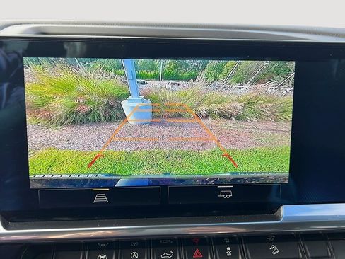 Used 2024 Chevrolet Silverado 1500 LT Trail Boss image 19