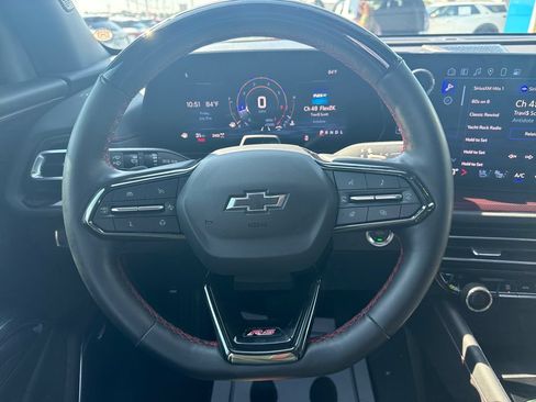 Used 2024 Chevrolet Traverse RS AWD/4WD image 17