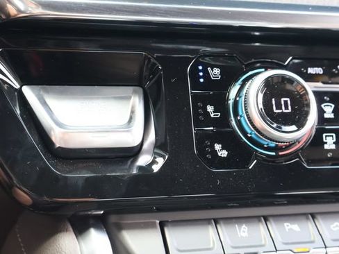 New 2026 GMC Sierra 2500 Denali w/ Denali Reserve Package AWD/4WD image 28
