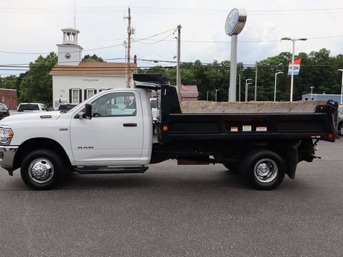 Used 2021 RAM 3500 Tradesman w/ Chrome Appearance Group RWD image 15