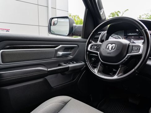 Used 2022 RAM 1500 Big Horn AWD/4WD image 12