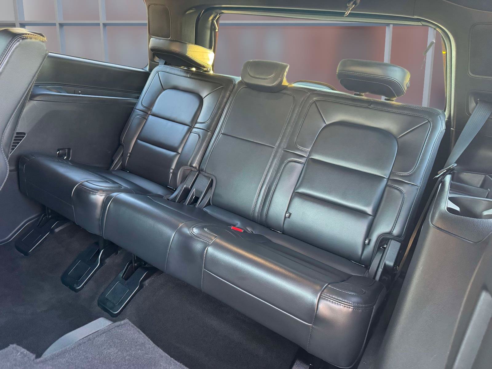 Used 2023 Lincoln Navigator Reserve AWD/4WD image 14