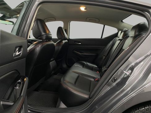 Used 2024 Nissan Altima 2.5 SR image 25