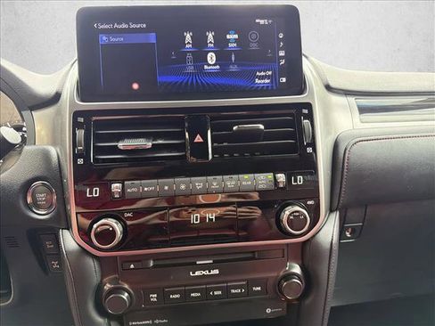 Used 2023 Lexus GX 460 Premium w/ Premium Package AWD/4WD image 18