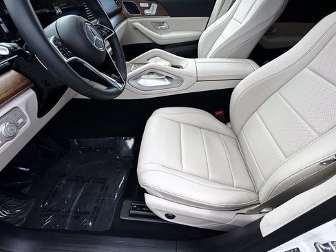 Certified 2026 Mercedes-Benz GLE 450e 4MATIC image 10