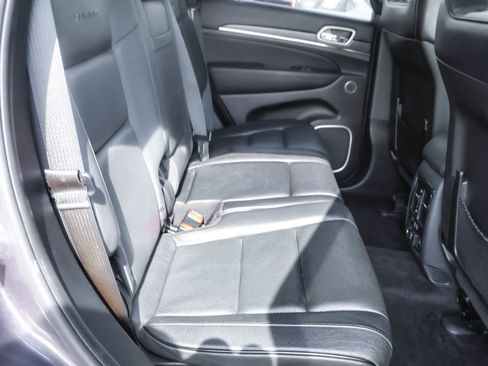 Used 2018 Jeep Grand Cherokee Summit AWD/4WD image 29