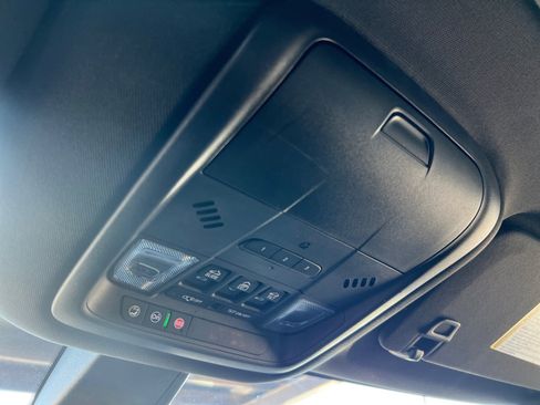 Used 2022 Buick Enclave Essence w/ Experience Buick Package image 22