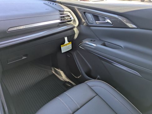 New 2026 Chevrolet Traverse High Country FWD image 13