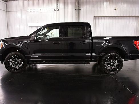 Used 2022 Ford F150 XLT w/ Equipment Group 302A High AWD/4WD image 4