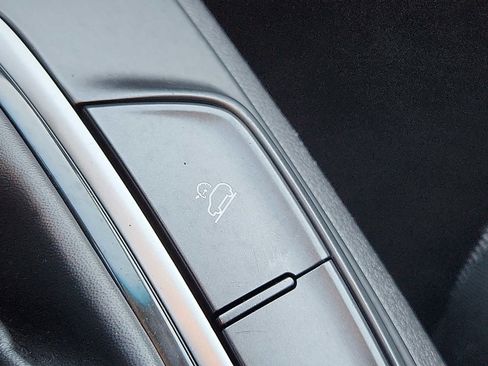 Used 2019 Hyundai Kona SE image 25