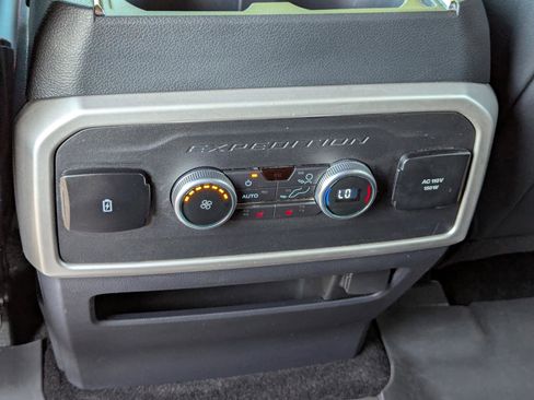 Used 2022 Ford Expedition Max Limited AWD/4WD image 40