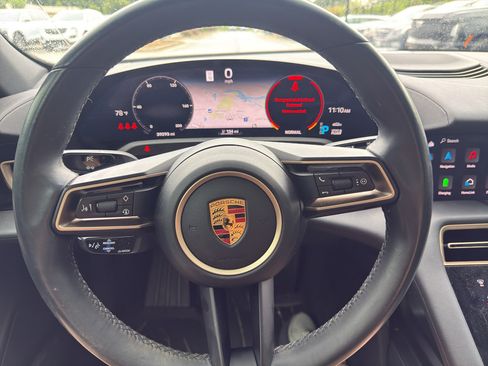 Used 2021 Porsche Taycan 4S AWD/4WD image 9