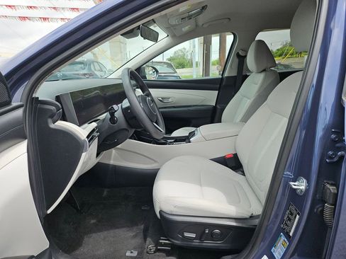 Used 2025 Hyundai Tucson SEL FWD image 11