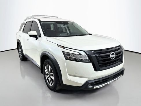 Used 2023 Nissan Pathfinder SL w/ Lighting Package (N92) AWD/4WD image 1
