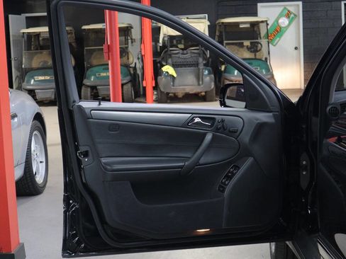 Used 2003 Mercedes-Benz C 230 Sedan image 16