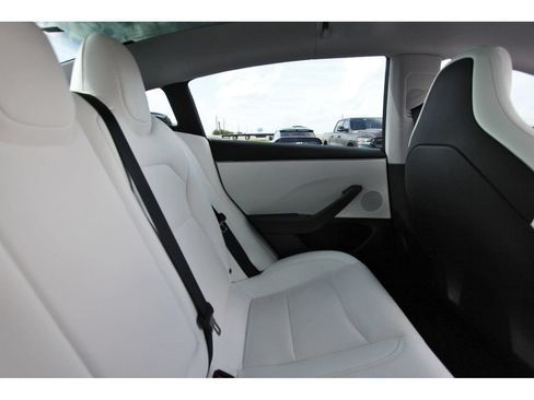 Used 2024 Tesla Model 3 Performance AWD/4WD image 13