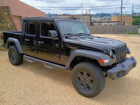 Used 2020 Jeep Gladiator Sport w/ Quick Order Package 23S AWD/4WD image 14
