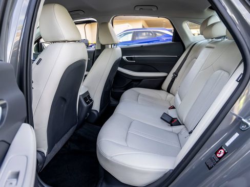 Used 2021 Hyundai Sonata Limited FWD image 21