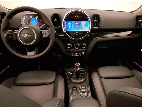 Certified 2024 MINI Cooper Countryman S w/ Premium Package AWD/4WD image 16