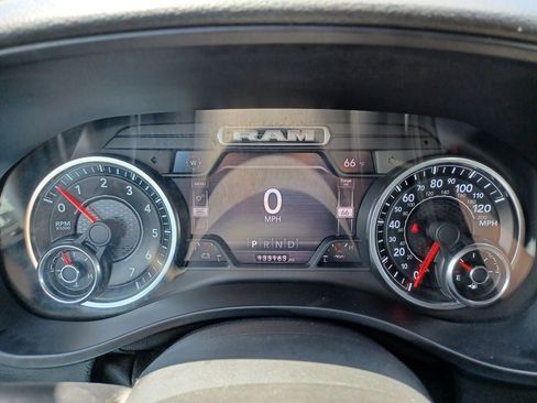 Used 2020 RAM 1500 Big Horn AWD/4WD image 14