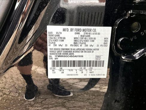 Certified 2025 Ford Explorer ST image 36