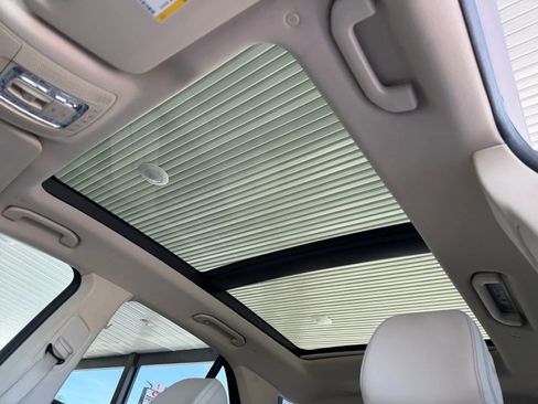 Used 2020 Mercedes-Benz GLE 350 4MATIC w/ 3rd Row Seat Package image 26