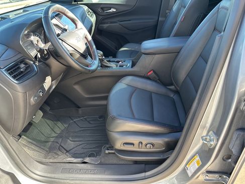 Used 2023 Chevrolet Equinox RS w/ RS Leather Package image 14
