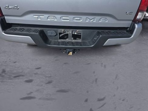 Used 2021 Toyota Tacoma SR AWD/4WD image 22