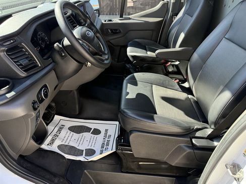 Used 2024 Ford Transit 250 250 image 30