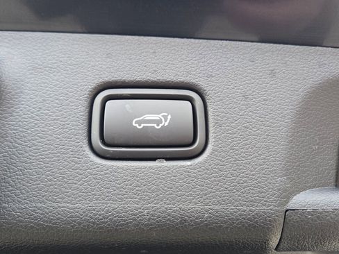 Used 2025 Hyundai Palisade Calligraphy image 18