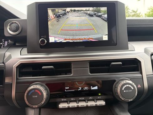 Used 2026 Toyota 4Runner SR5 AWD/4WD image 23
