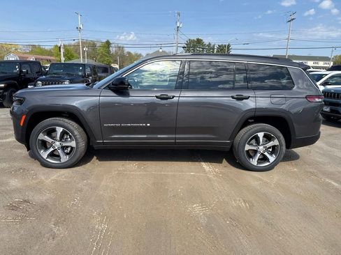 New 2026 Jeep Grand Cherokee L Limited AWD/4WD image 2