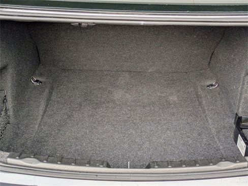 Used 2018 BMW 320i Sedan w/ Convenience Package image 24