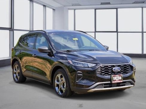 Used 2025 Ford Escape ST-Line FWD image 3