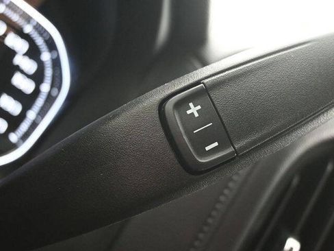 Used 2021 GMC Sierra 1500 Elevation image 28