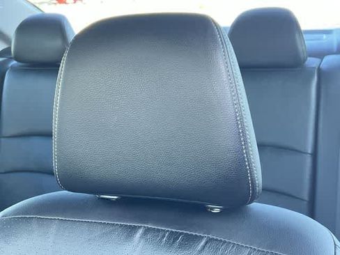Used 2015 Honda Accord Touring image 25