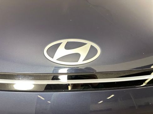 Certified 2024 Hyundai Kona SEL image 9