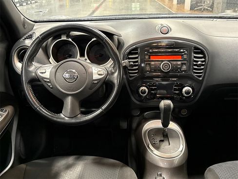 Used 2013 Nissan Juke SV image 9