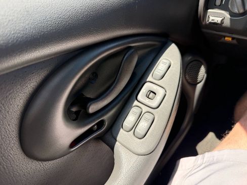 Used 1995 Pontiac Firebird Trans Am RWD image 30