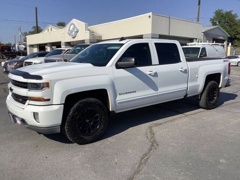 Used 2018 Chevrolet Silverado 1500 LT w/ All Star Edition AWD/4WD image 1