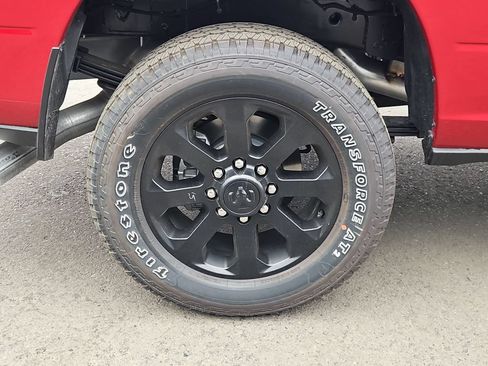 New 2026 RAM 3500 Big Horn AWD/4WD image 9