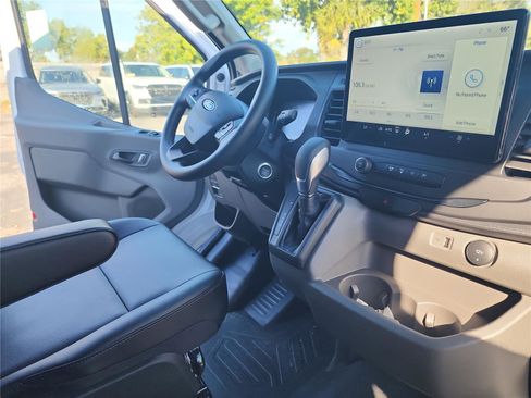 New 2026 Ford Transit 250 148 Medium Roof w/ Load Area Protection Package image 22
