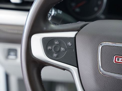 Used 2023 GMC Acadia SLT image 20