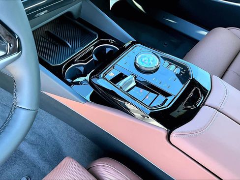 New 2026 BMW 530i xDrive 530i xDrive image 8