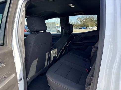 New 2026 Chevrolet Colorado LT image 22