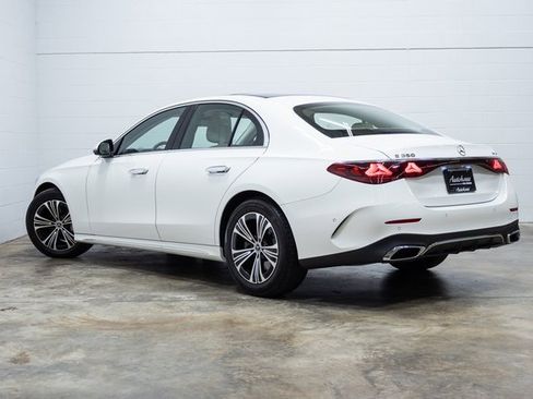 Used 2024 Mercedes-Benz E 350 4MATIC Sedan image 12