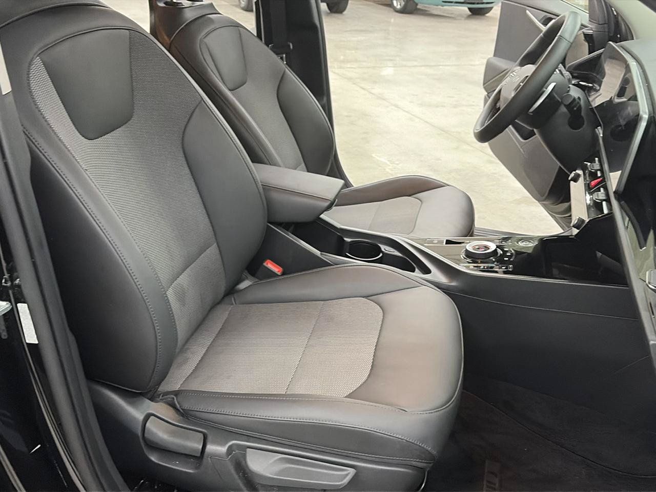 Used 2023 Kia Niro Wind w/ Wind Preserve Package FWD image 20