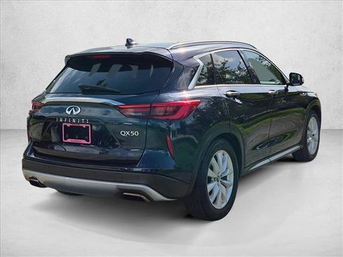 Used 2019 INFINITI QX50 Essential FWD image 5