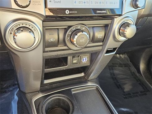 Used 2020 Toyota 4Runner Limited image 20