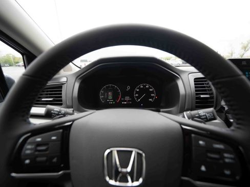 Used 2026 Honda Odyssey EX-L image 15